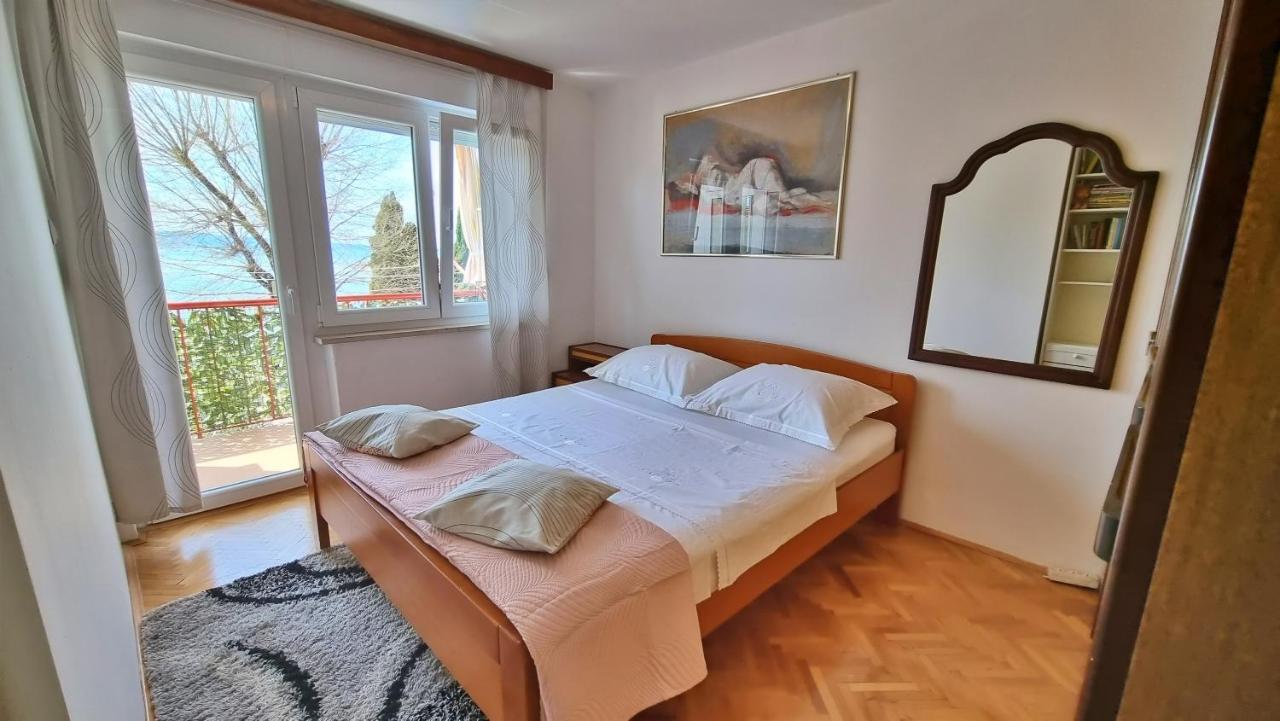 Apartment Tica Omiš Exterior foto